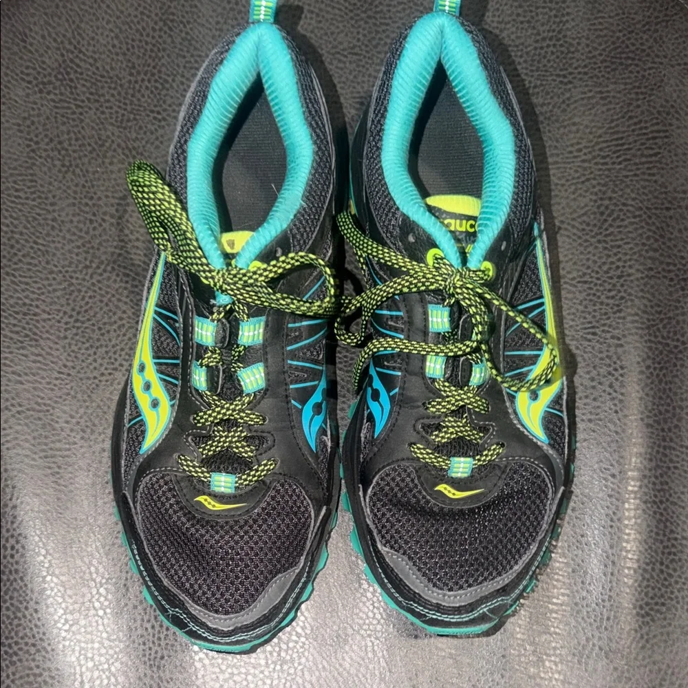 Saucony Excursion T9 Women's Black and Teal Athletic Shoes - Picture 2 of 7